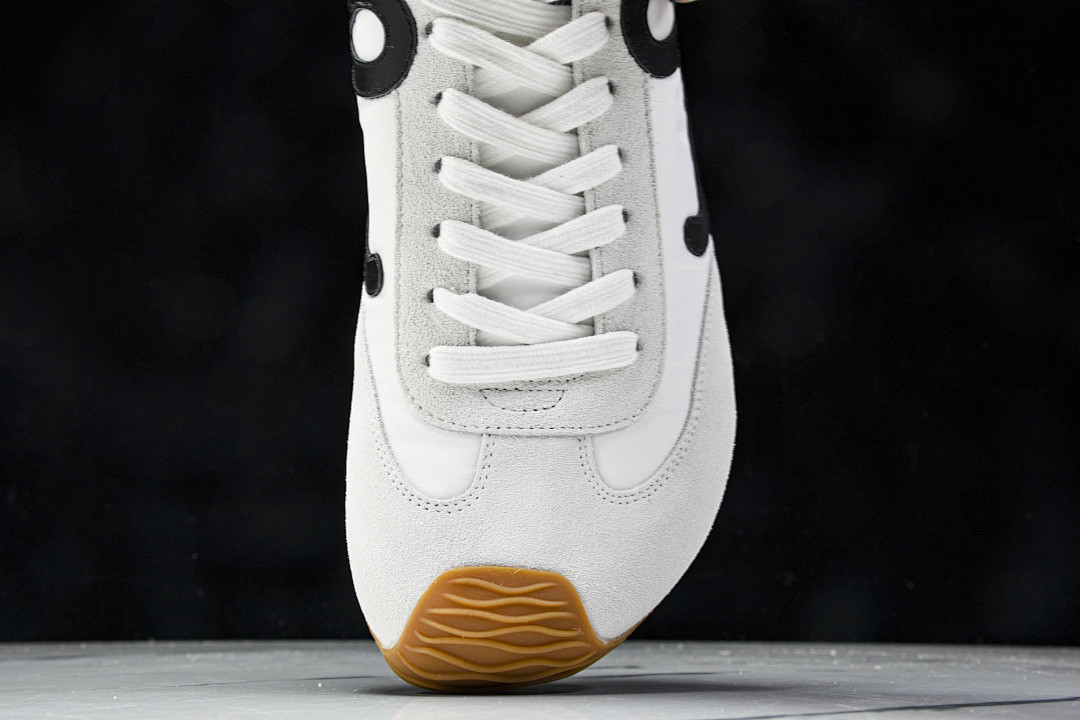 L0ew* SNEAKER