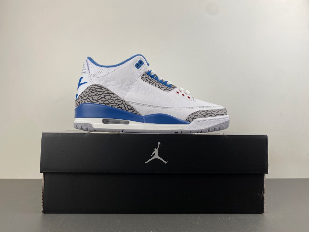 Air Jordan 3 Retro OG “True Blue” IF4396-102