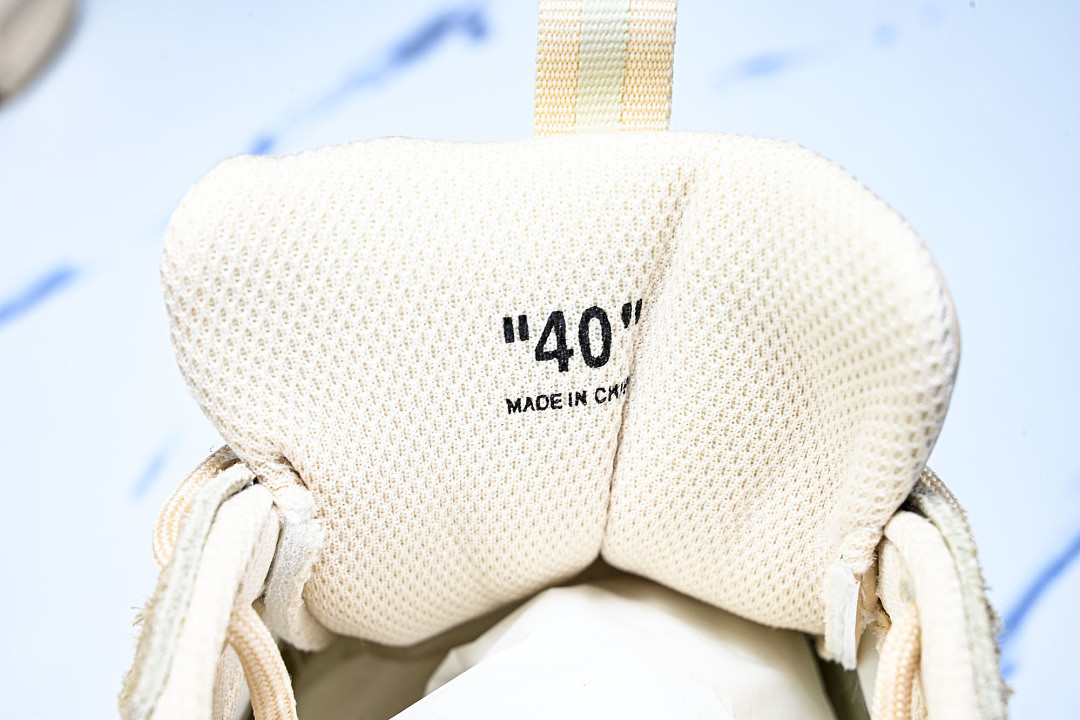 OFF-WHITE BE RIGHT BACK