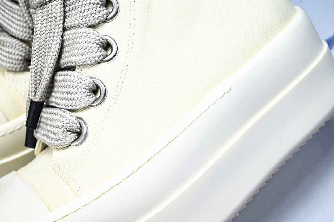 RO Sneakers