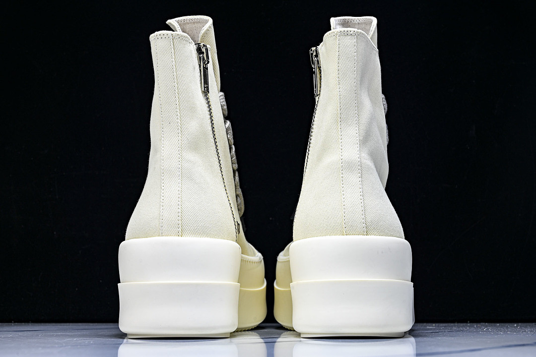 RO Sneakers