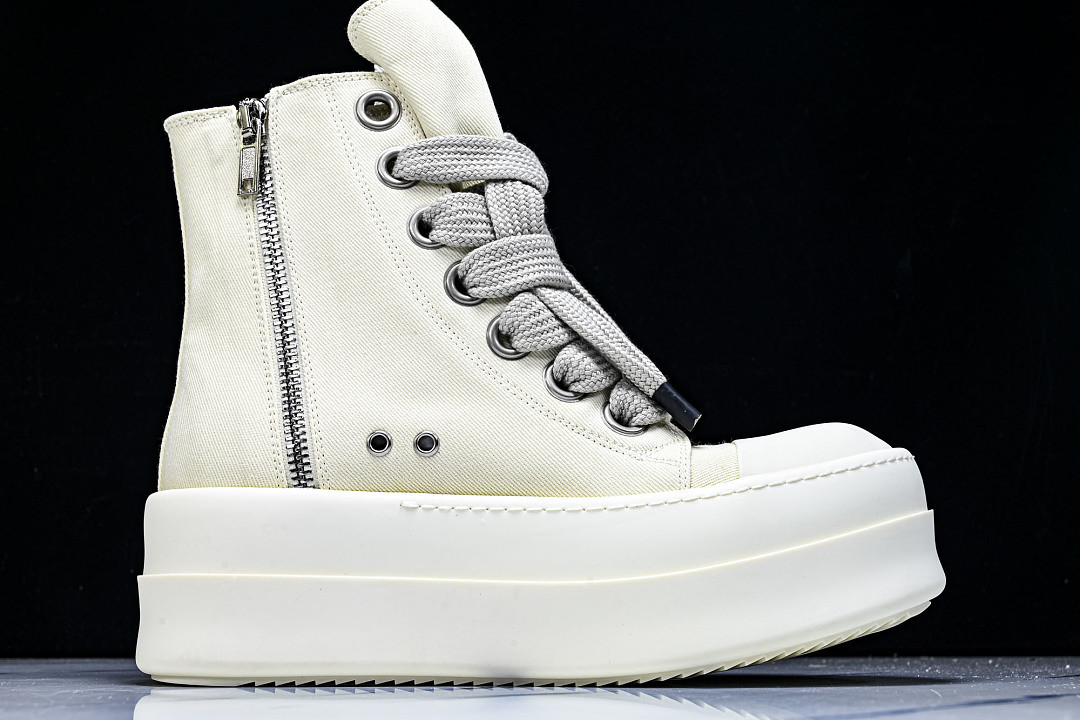 RO Sneakers