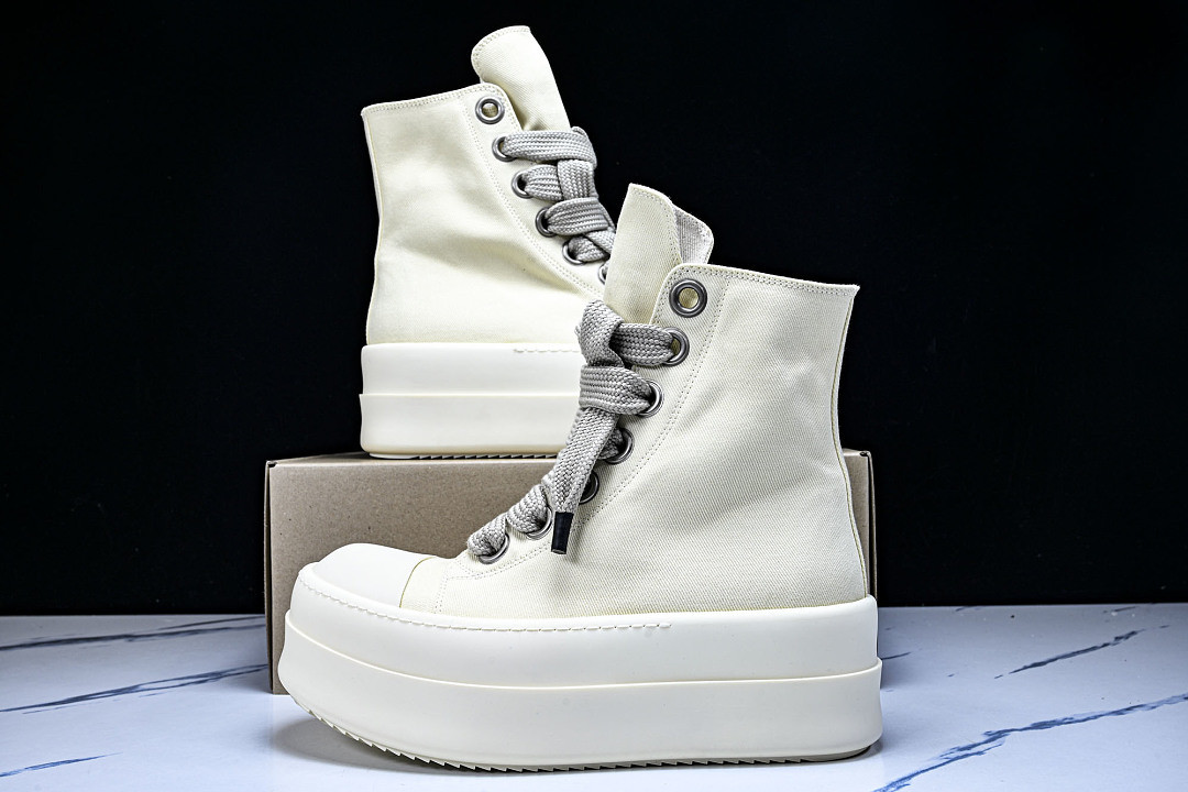 RO Sneakers