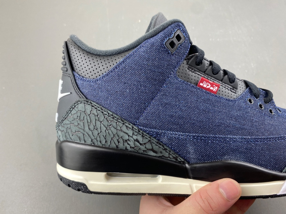 Air Jordan 3 x Levi