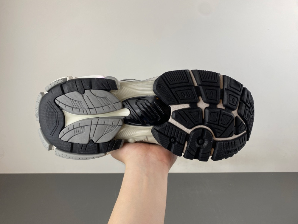 Ba1en*iaga Runner LED WRNLD-9012