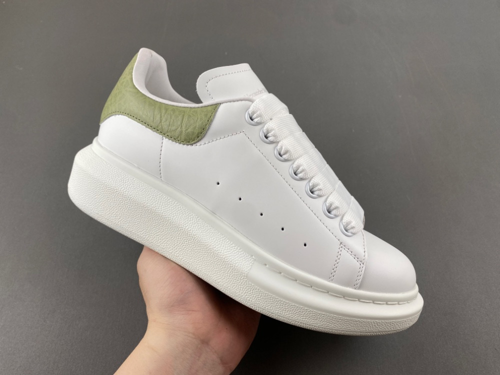 MQ Sneakers
