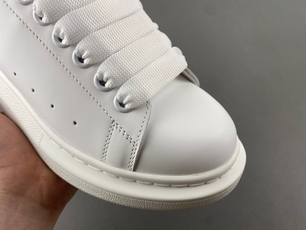 MQ Sneakers