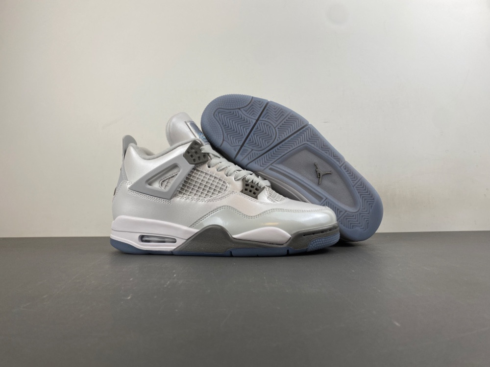 Air Jordan 4 Retro HV4401-014