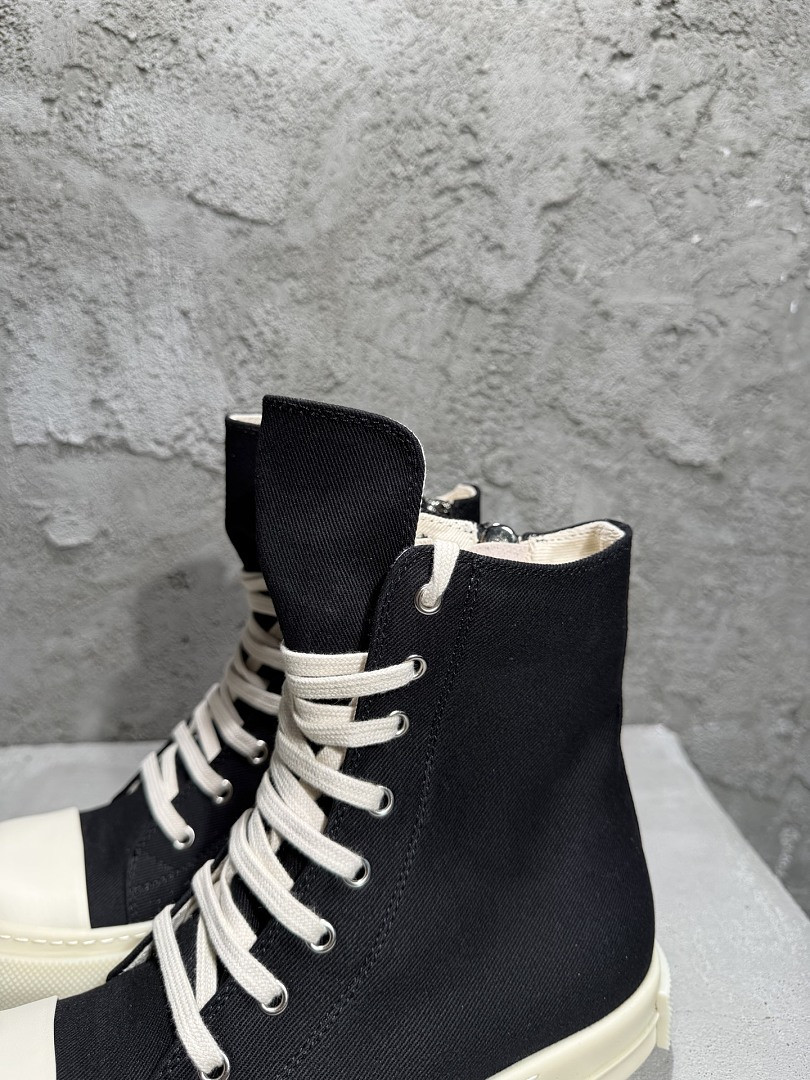 RO Sneakers