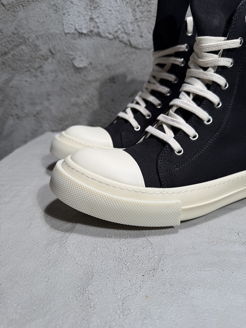 RO Sneakers