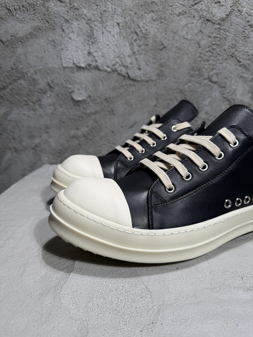RO Sneakers