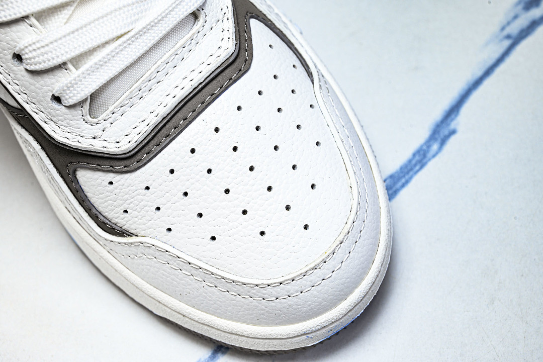 DR B27 Sneaker