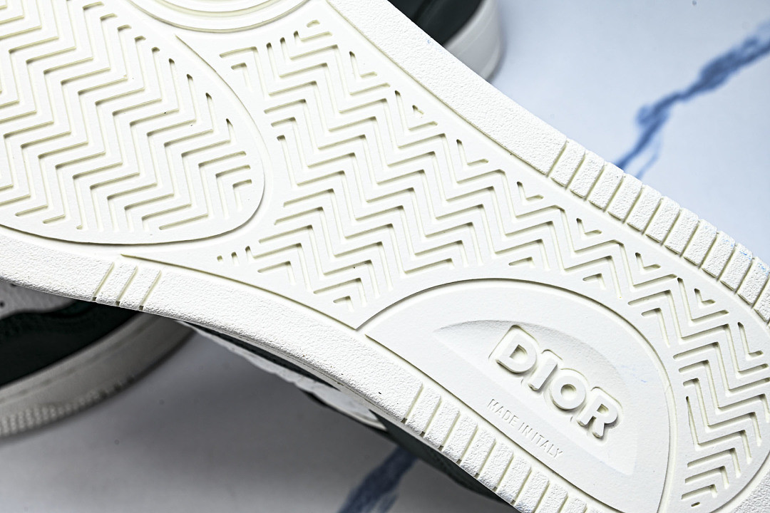 DR B27 Sneaker