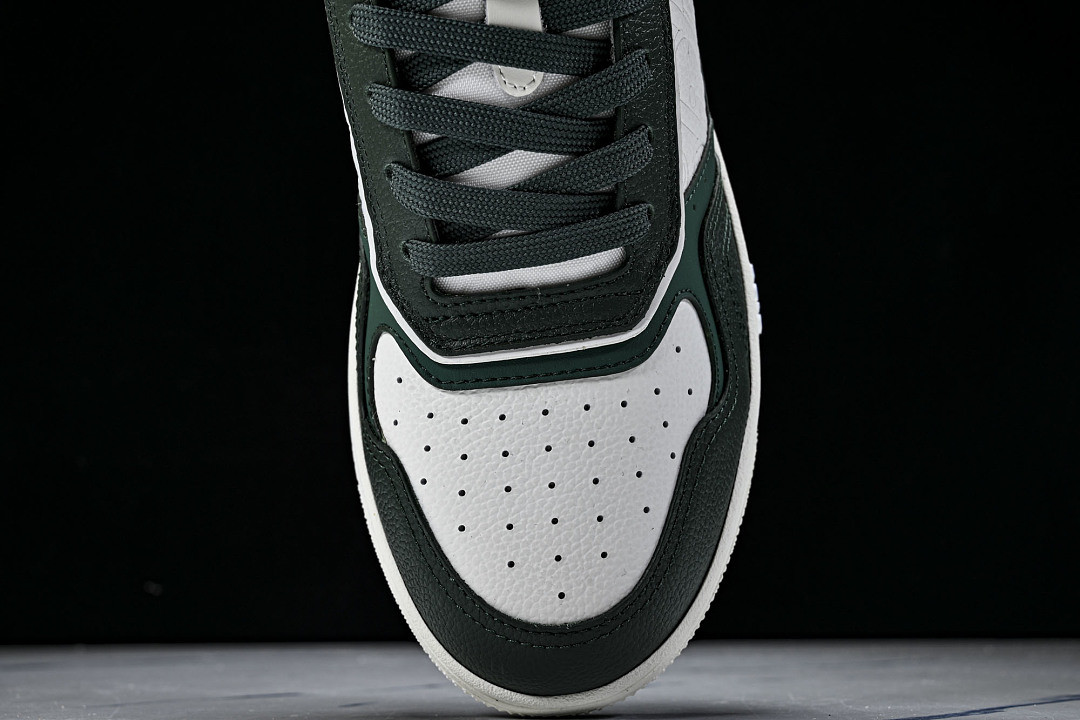 DR B27 Sneaker