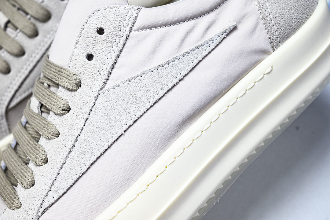 RO Sneakers