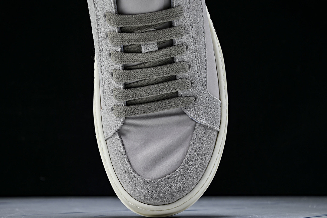 RO Sneakers