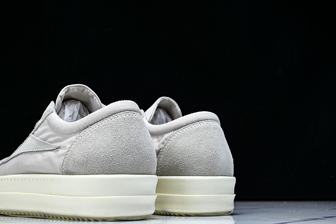 RO Sneakers