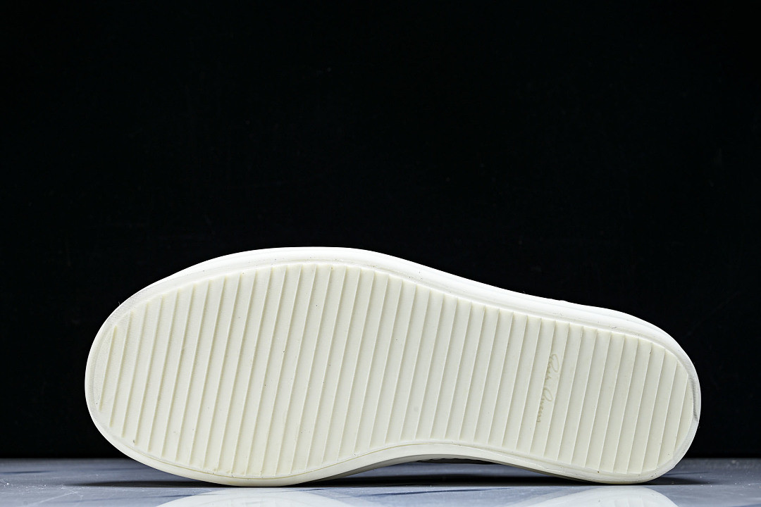 RO Sneakers