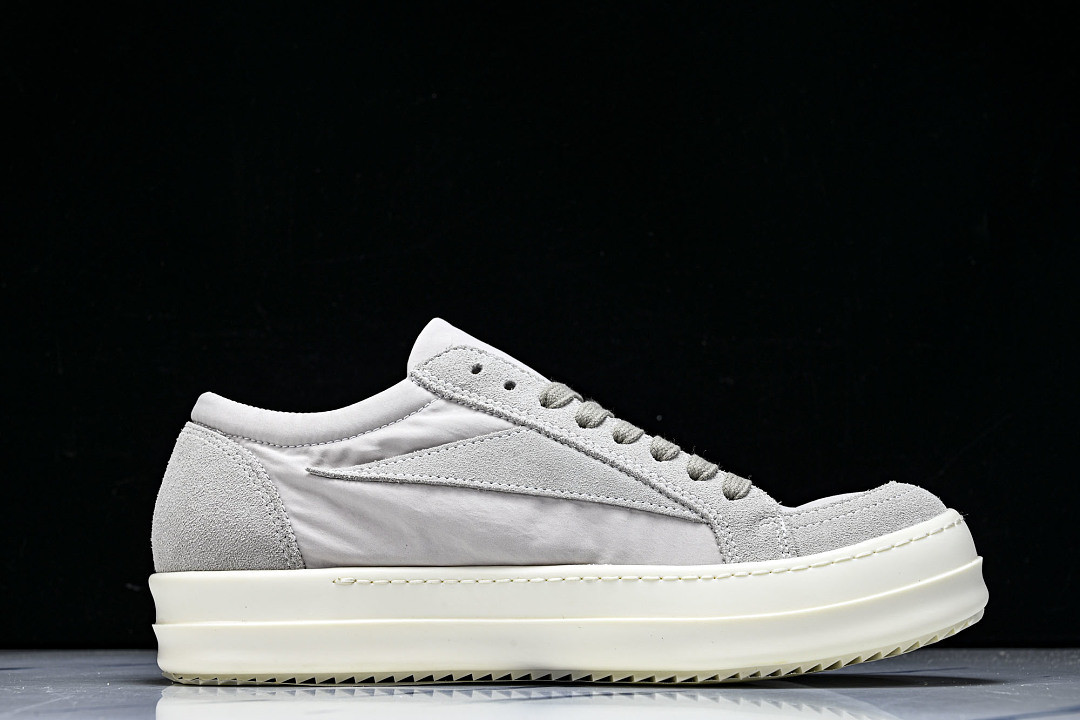 RO Sneakers