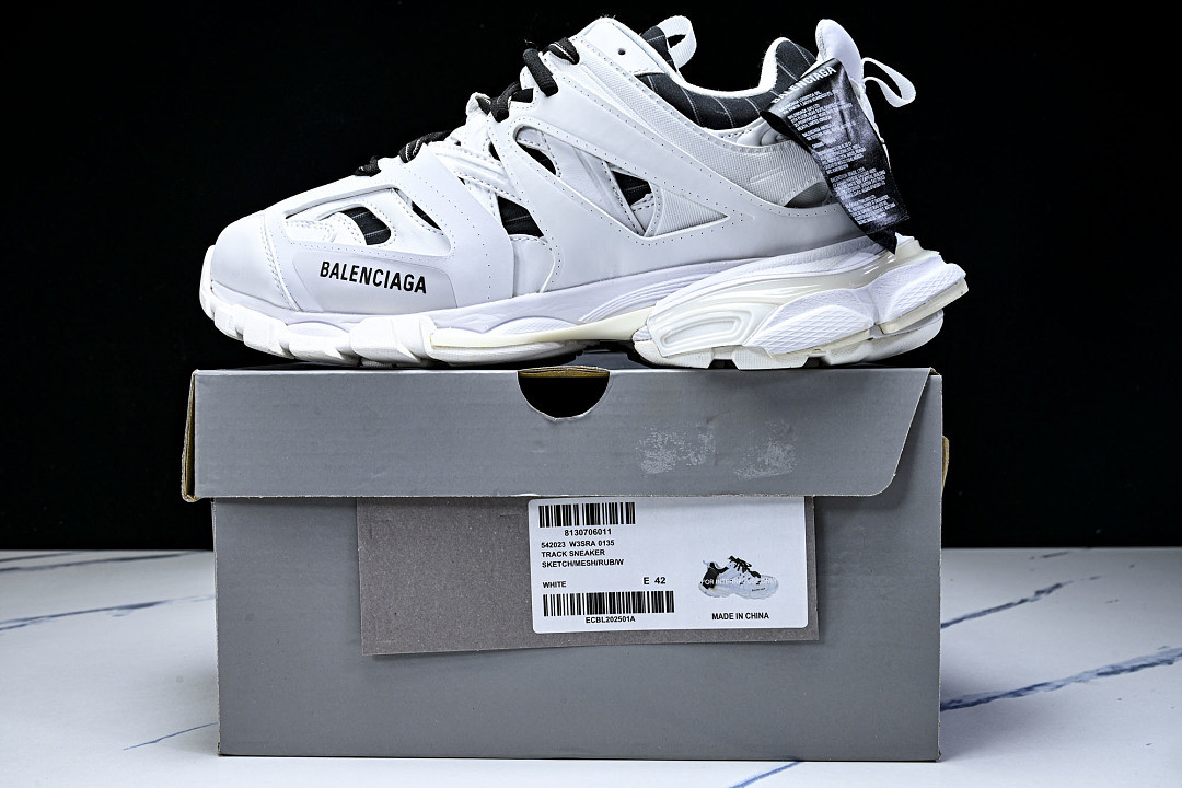 Ba1en*iaga Track W3SRA-0135