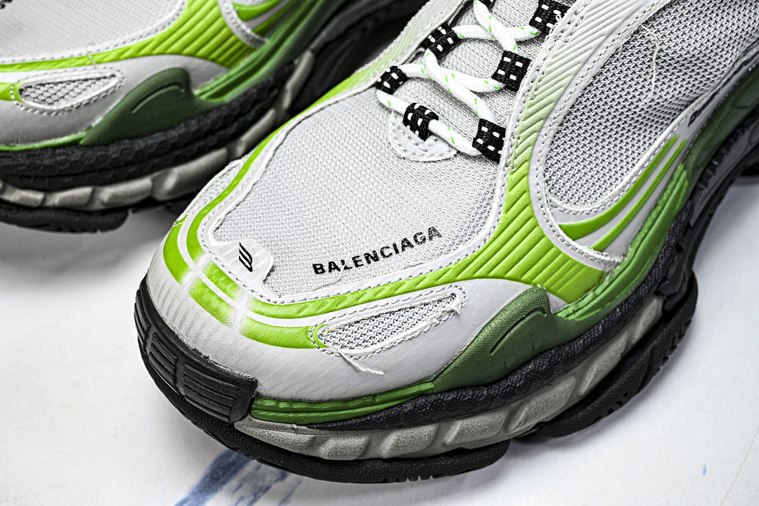 Ba1en*iaga Triple S 2 WTRS2-1133