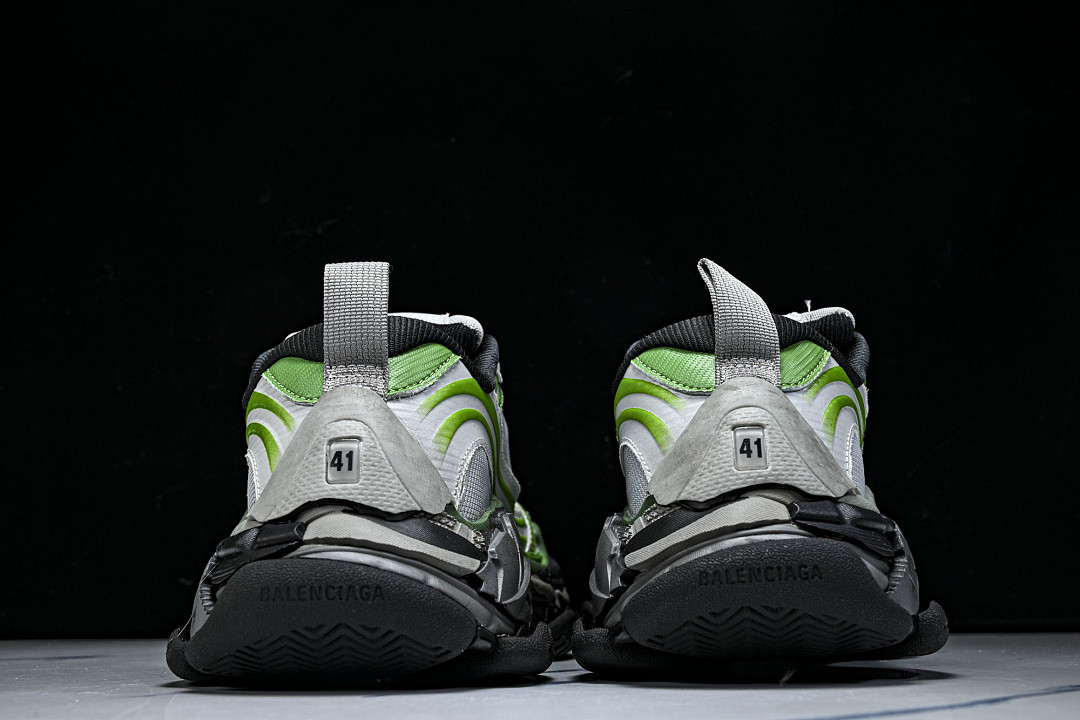 Ba1en*iaga Triple S 2 WTRS2-1133