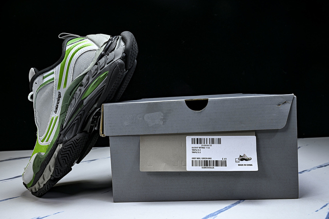 Ba1en*iaga Triple S 2 WTRS2-1133