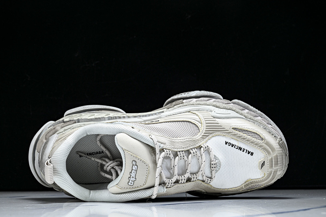 Ba1en*iaga Triple S 2 WTRS2-9191