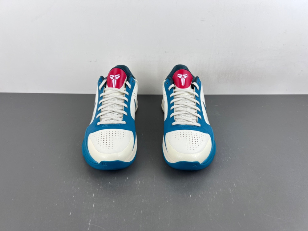 Caitlin Clark x Nike Kobe 5 Protro IZ1852-100