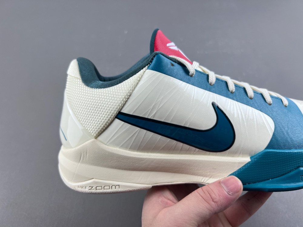Caitlin Clark x Nike Kobe 5 Protro IZ1852-100