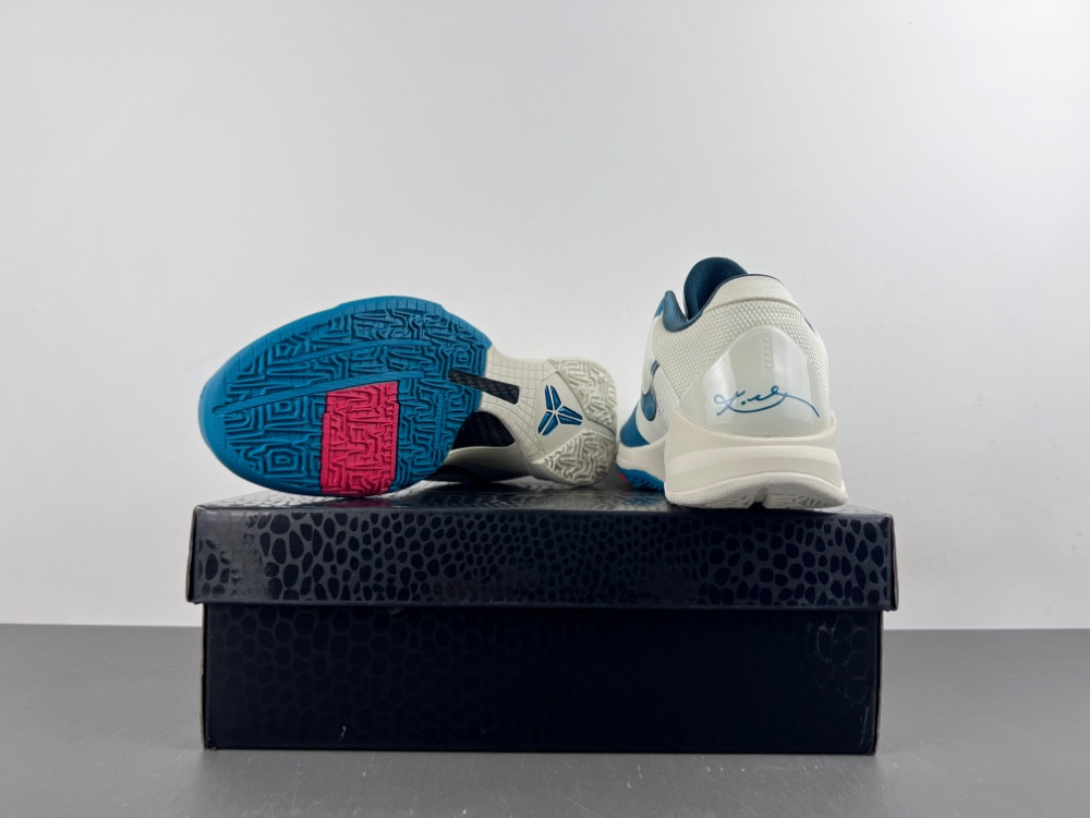 Caitlin Clark x Nike Kobe 5 Protro IZ1852-100