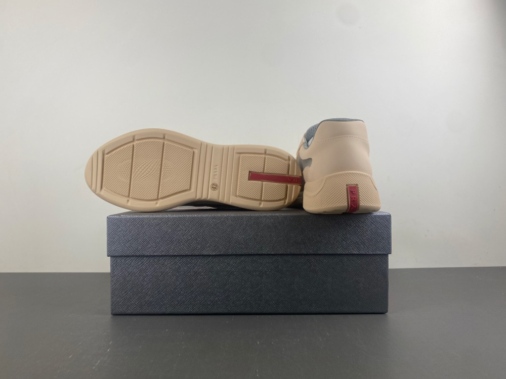 PA Low Sneakers