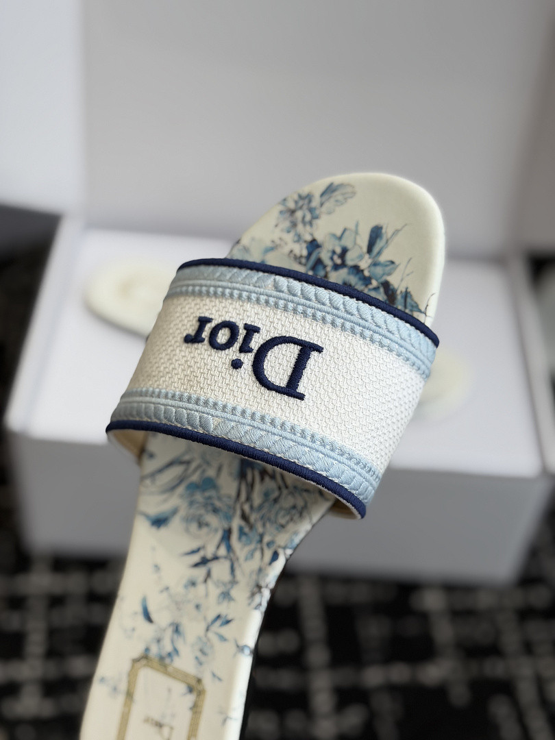 DR Sandals DS-17
