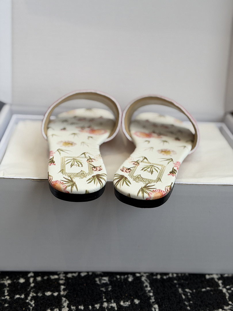DR Sandals DS-18