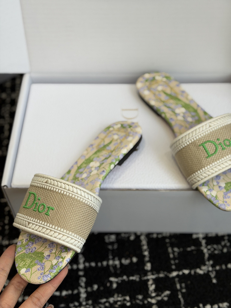 DR Sandals DS-19