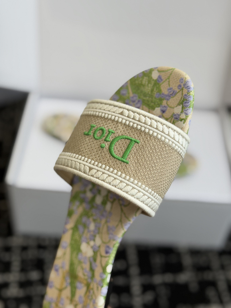 DR Sandals DS-19