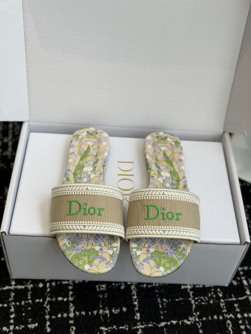 DR Sandals DS-19
