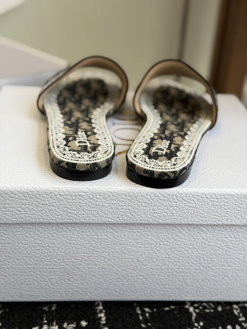 DR Sandals DS-26