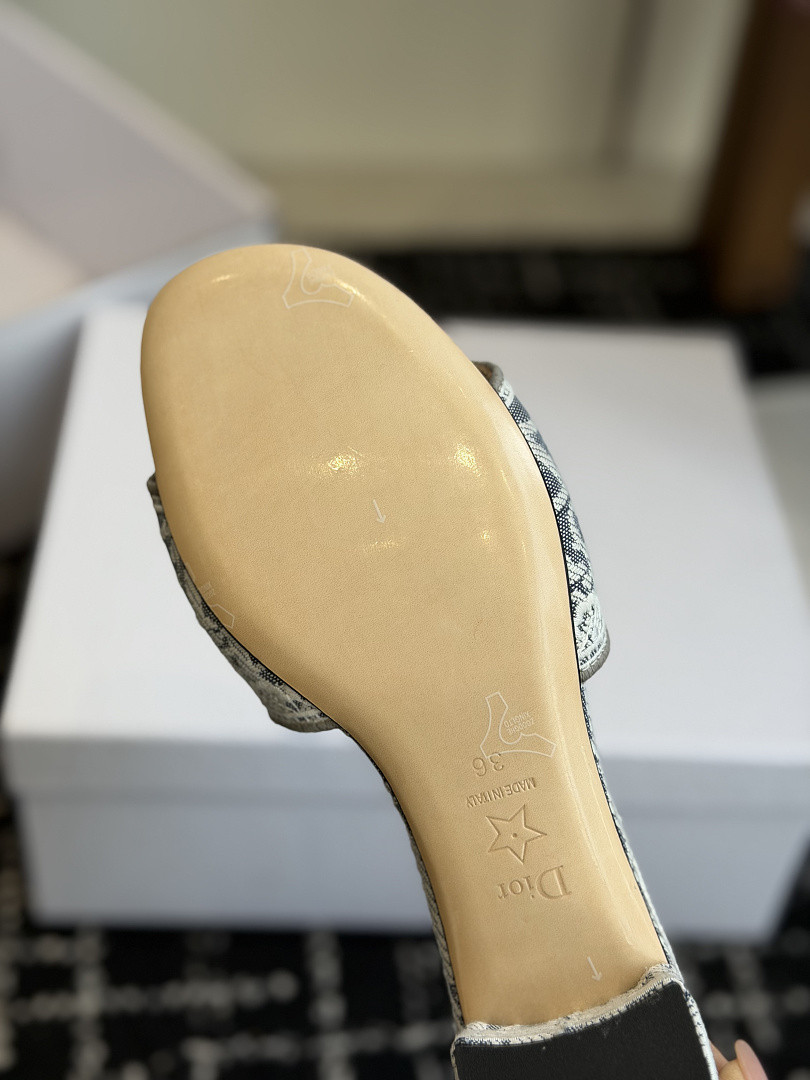 DR Sandals DS-H27