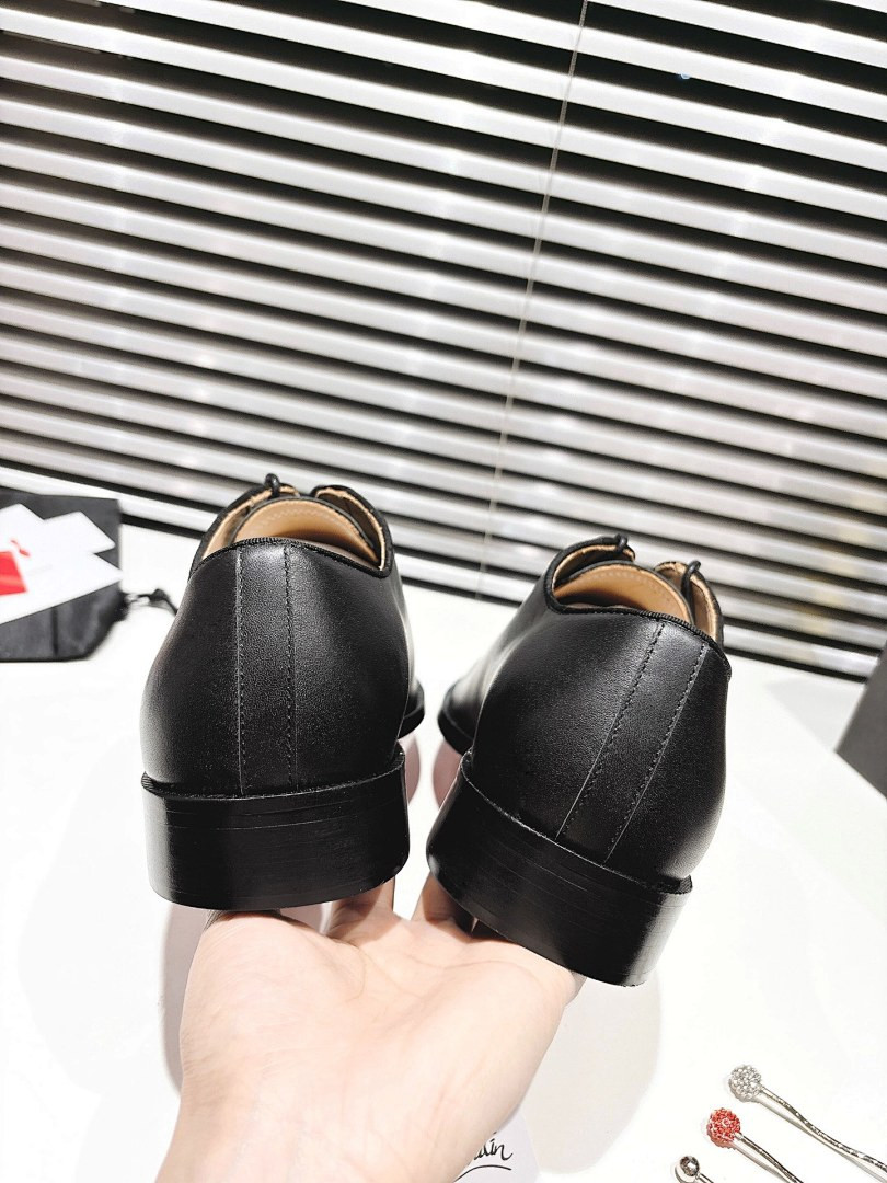 Chris Loubon Sneakers CL-039