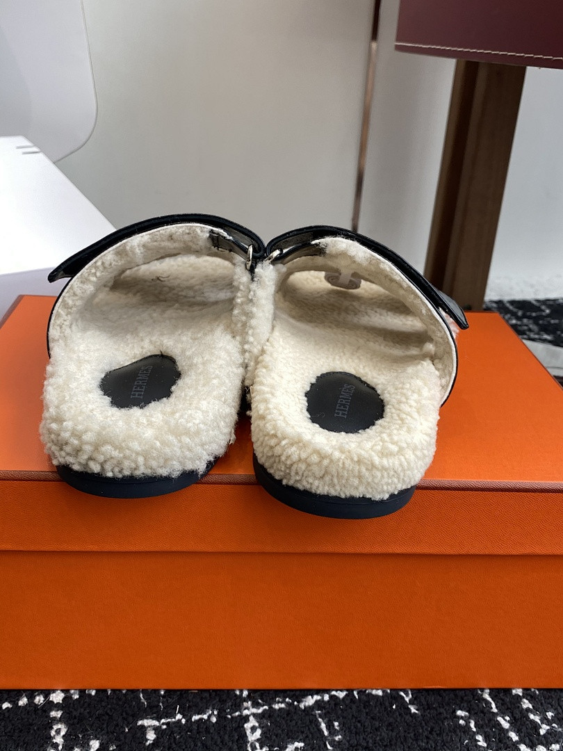 HM Sandals HM-S016
