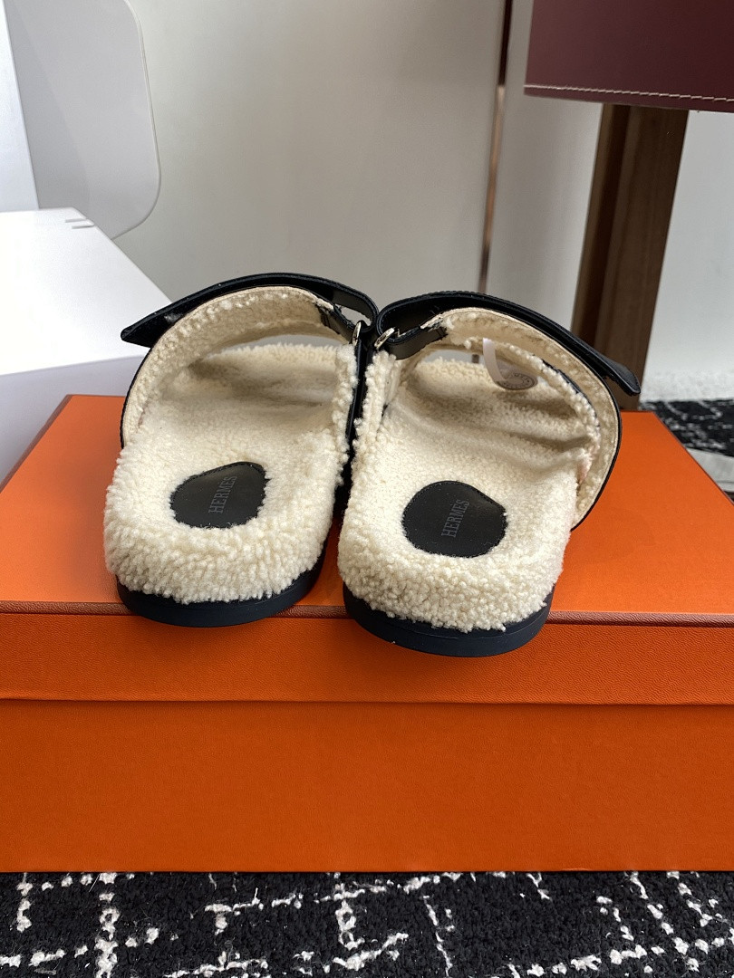 HM Sandals HM-S017