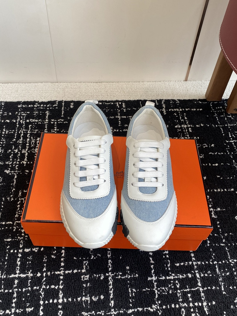 H**me5 SNEAKER