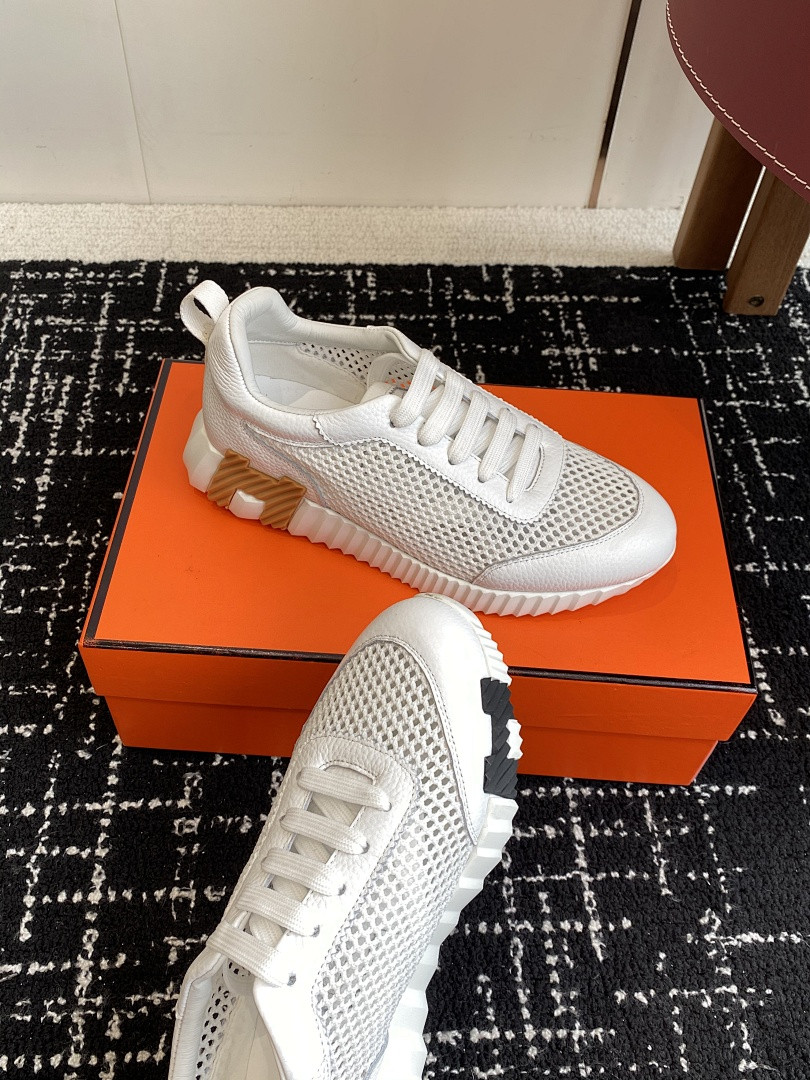 H**me5 SNEAKER