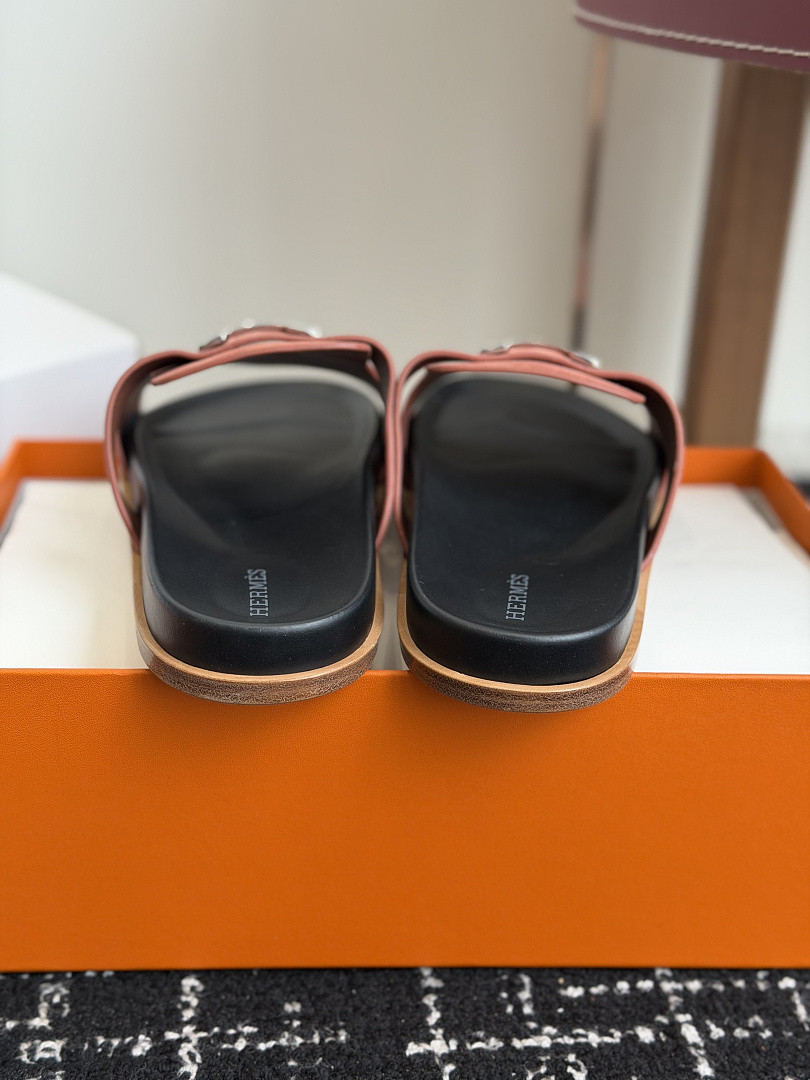 HM Sandals HM-S054