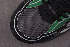 DR B30 Sneaker