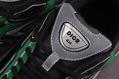 DR B30 Sneaker