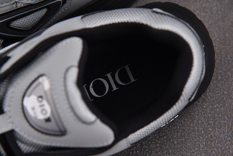 DR B30 Sneaker