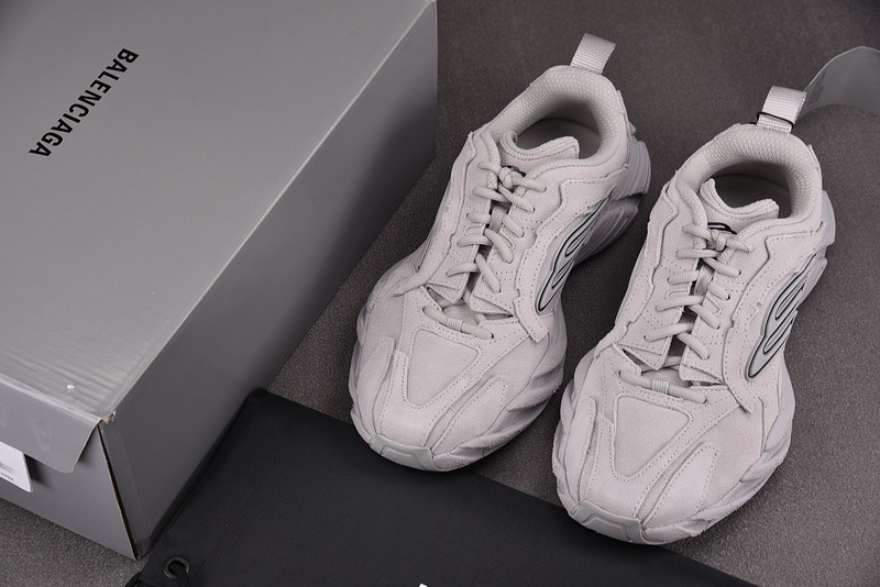 Balenciaga Sneaker 825418 WMNSS 1011