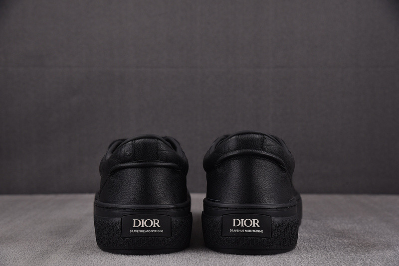 DR B33 Sneaker